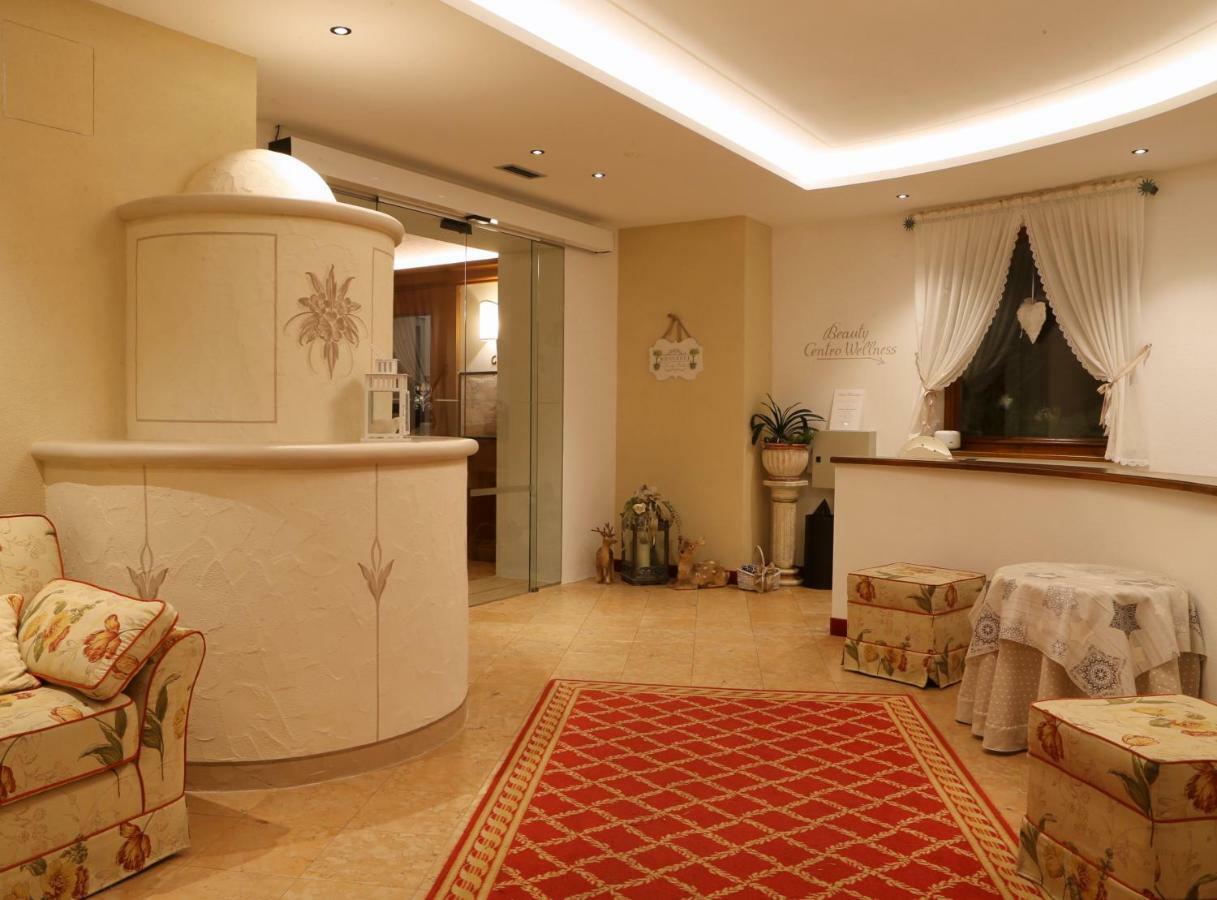 Hotel Belvedere Srl Fai della Paganella Exterior photo